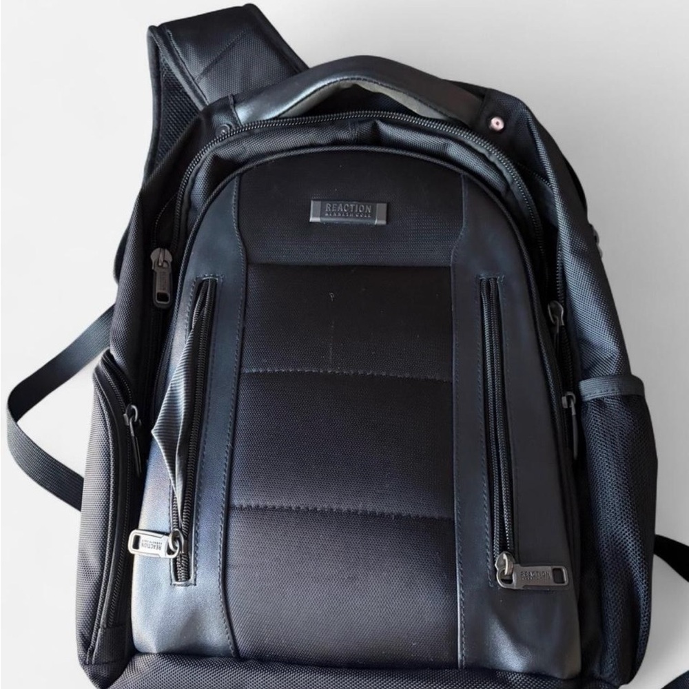 Kenneth Cole Reaction Charcoal Backpack